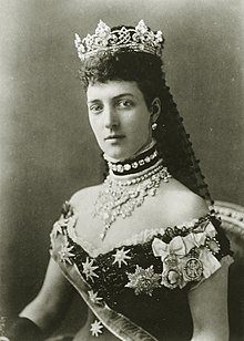 Alexandra, Princess of Wales in court dress with diamond necklace and crown